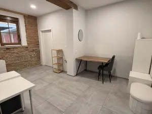 Pronájem kanceláře, Mariánské Lázně, Máchova, 25 m2