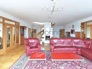 Pronájem vily, Praha, Nový Zlíchov, 839 m2