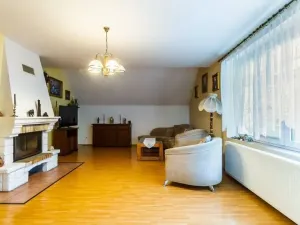 Prodej rodinného domu, Dolany, 284 m2