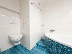 Pronájem bytu 3+kk, Praha - Holešovice, Dělnická, 81 m2