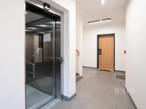 Pronájem bytu 2+kk, Beroun - Beroun-Město, Na Parkáně, 64 m2