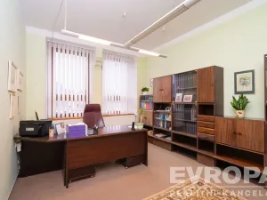 Prodej rodinného domu, Hořice, náměstí Jiřího z Poděbrad, 330 m2