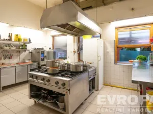 Prodej rodinného domu, Hořice, náměstí Jiřího z Poděbrad, 330 m2