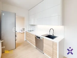 Pronájem bytu 3+1, Zlín, Na Honech I, 70 m2