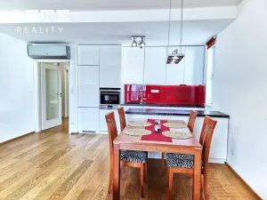 Pronájem bytu 2+kk, Plzeň, Šafaříkovy sady, 57 m2