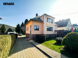 Prodej rodinného domu, Komárov, Sokolská, 300 m2
