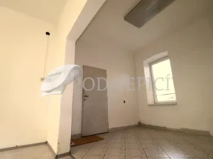 Pronájem kanceláře, Brno - Židenice, Stejskalova, 73 m2