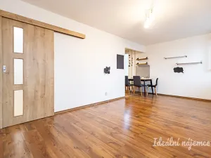 Pronájem bytu 2+1, Praha - Kobylisy, Paláskova, 55 m2