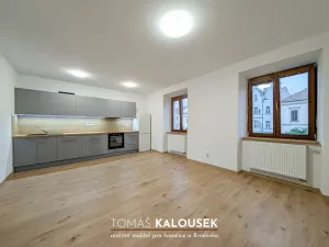 Pronájem bytu 3+kk, Dolní Kounice, Masarykovo náměstí, 61 m2