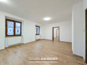 Pronájem bytu 3+kk, Dolní Kounice, Masarykovo náměstí, 61 m2