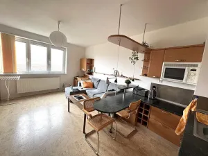 Pronájem bytu 1+kk, Brno - Žebětín, Keřová, 32 m2