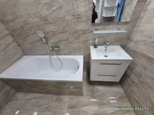 Pronájem bytu 2+kk, Praha - Holešovice, Vrbenského, 40 m2