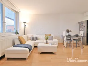 Prodej bytu 2+kk, Praha - Háje, Jurkovičova, 61 m2