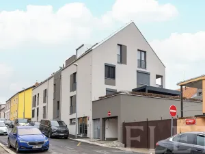 Pronájem bytu 2+kk, Praha - Radlice, Na Farkáně I, 52 m2