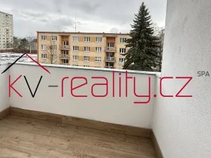 Prodej bytu 2+1, Karlovy Vary, Klínovecká, 64 m2