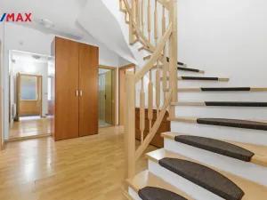 Prodej rodinného domu, Karlovy Vary, Za Motelem, 137 m2