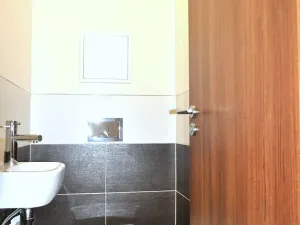 Prodej bytu 2+kk, Praha - Malešice, Počernická, 52 m2