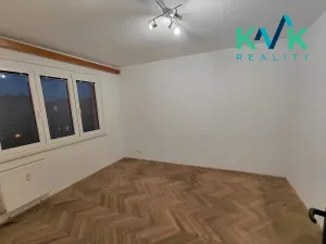 Pronájem bytu 3+1, Ostrov, Kollárova, 70 m2