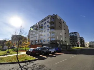 Pronájem bytu 2+kk, Praha, Zakšínská, 56 m2
