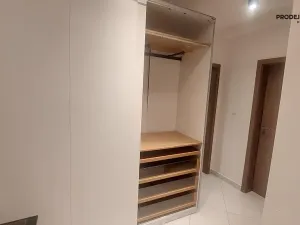 Pronájem bytu 2+kk, Praha - Vysočany, Pod Harfou, 55 m2