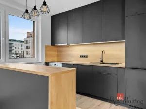 Pronájem bytu 2+kk, Hradec Králové, Pod Svahem, 50 m2