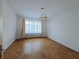 Pronájem bytu 2+kk, Praha - Kobylisy, Uzavřená, 48 m2