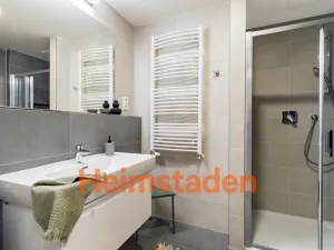 Pronájem bytu 3+1, Praha - Holešovice, U Pergamenky, 61 m2