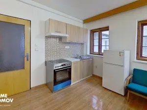 Pronájem bytu 1+1, Holešov, nám. Dr. E. Beneše, 31 m2