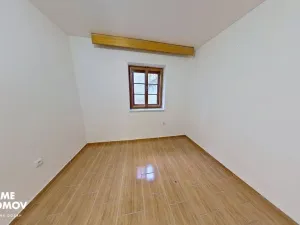 Pronájem bytu 1+1, Holešov, nám. Dr. E. Beneše, 31 m2