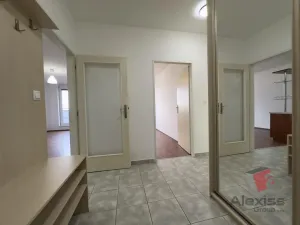 Pronájem bytu 3+kk, Praha - Letňany, Bechlínská, 74 m2