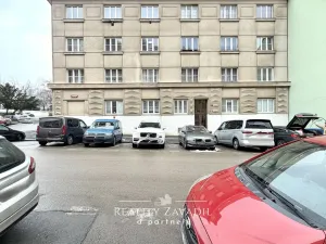 Prodej bytu 2+kk, Praha - Smíchov, Pechlátova, 39 m2