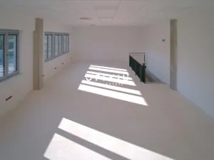 Pronájem skladu, Mikulov, Nádražní, 2000 m2