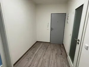 Pronájem bytu 2+kk, Opava, Kačírkova, 56 m2