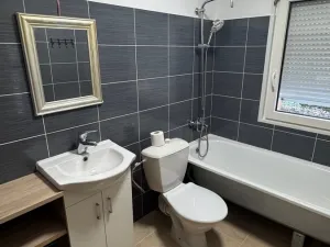 Pronájem rodinného domu, Praha, Pikovická, 90 m2