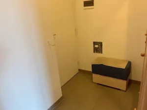 Pronájem bytu 1+kk, Praha - Strašnice, Věšínova, 32 m2