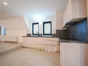 Prodej rodinného domu, Hovorany, 141 m2