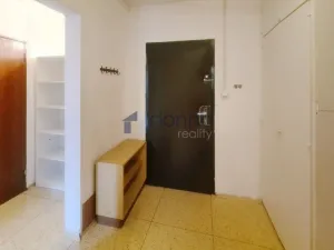 Pronájem bytu 2+kk, Praha, Štúrova, 55 m2