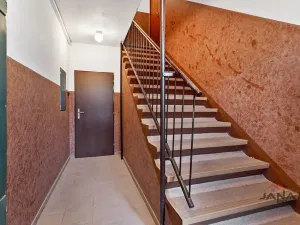 Prodej bytu 3+1, Mělnické Vtelno, Sídliště Střed, 107 m2