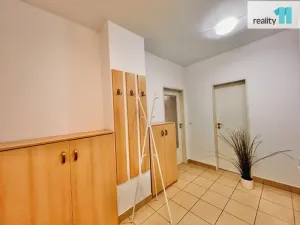 Pronájem bytu 1+kk, Praha - Michle, Pod Bohdalcem I, 50 m2