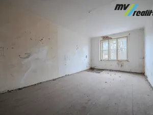 Prodej obchodního prostoru, Český Dub, Husova, 996 m2