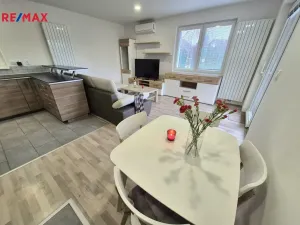 Pronájem rodinného domu, Praha, U Červeného mlýnku, 140 m2