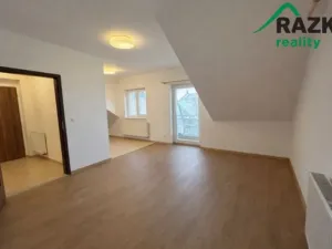 Pronájem bytu 3+kk, Planá, náměstí Svobody, 90 m2
