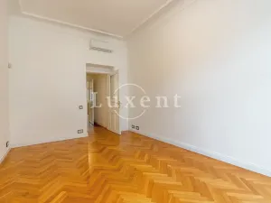 Pronájem bytu 3+1, Praha - Josefov, Pařížská, 138 m2