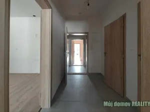 Prodej bytu 2+kk, Praha - Pitkovice, V Pitkovičkách, 39 m2