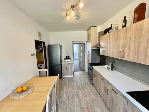 Prodej bytu 2+1, Lovosice, Husova, 60 m2