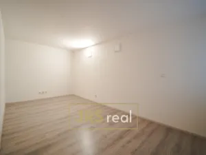 Prodej komerční nemovitosti, Hovorany, 141 m2