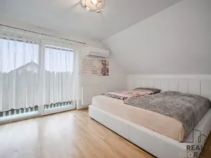 Prodej rodinného domu, Hrochův Týnec, Zámecká, 126 m2