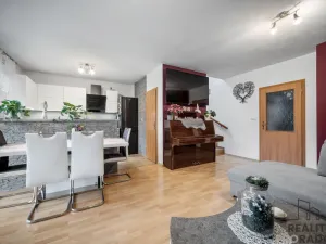 Prodej rodinného domu, Hrochův Týnec, Zámecká, 126 m2