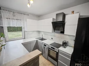 Prodej rodinného domu, Hrochův Týnec, Zámecká, 126 m2