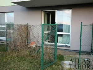 Pronájem bytu 1+kk, Tábor, U Areálu, 30 m2